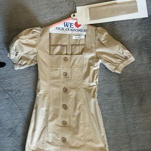 Elliatt Tan Dress with Puff Sleeves